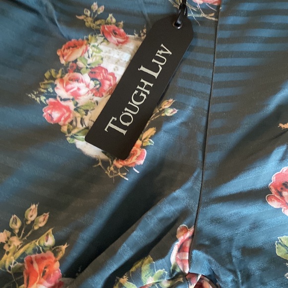 Tough Luv Leggings Sz S NWT minimum order $9 - Picture 2 of 4